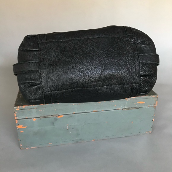 Monserat De Lucca - Picture 7 of 13